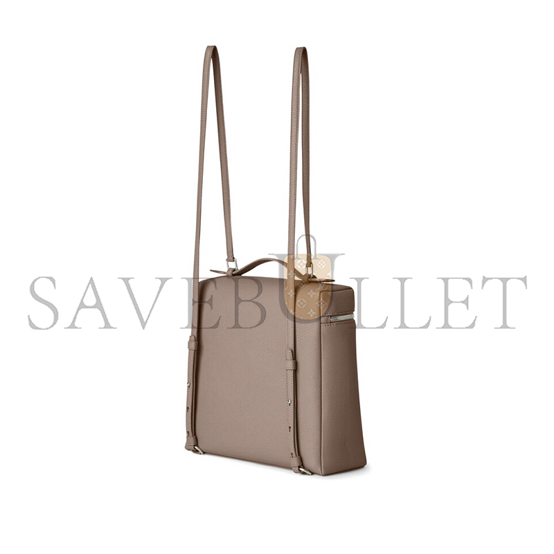 L**o p*ana extra pocket backpack l23.5 fan4041 (23*21*8cm)